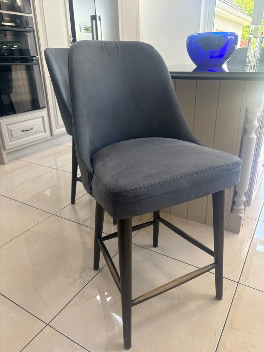Kitchen Island Bar Stool - Image 4