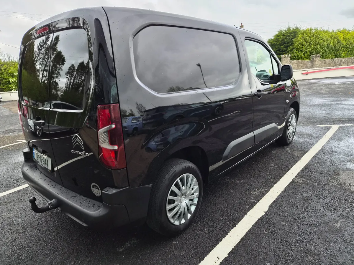 Citroen Berlingo 2019 1.6L Diesel Manual - Image 3