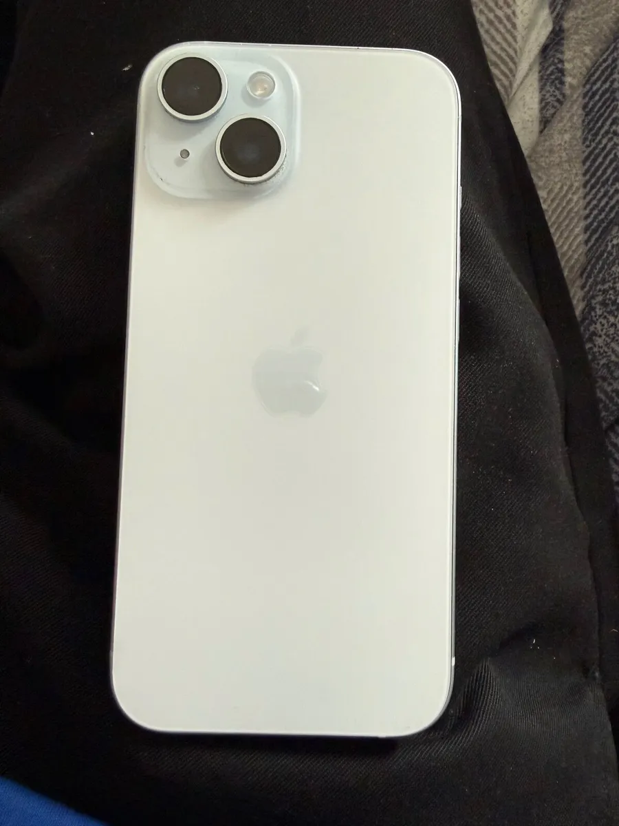 iPhone 15 128gb - Image 3