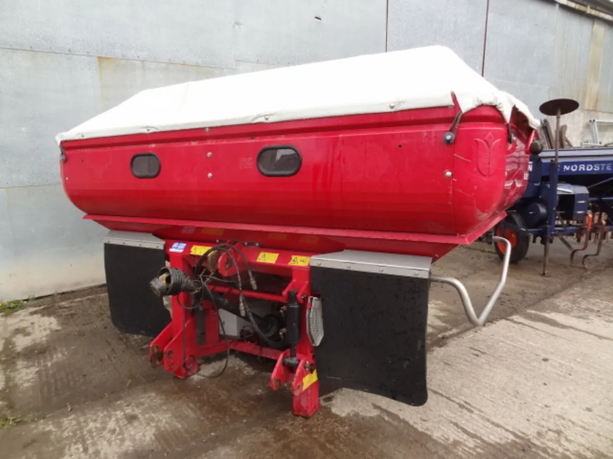 Teagle Centreliner SX5000 Fertiliser Spreader - Image 1