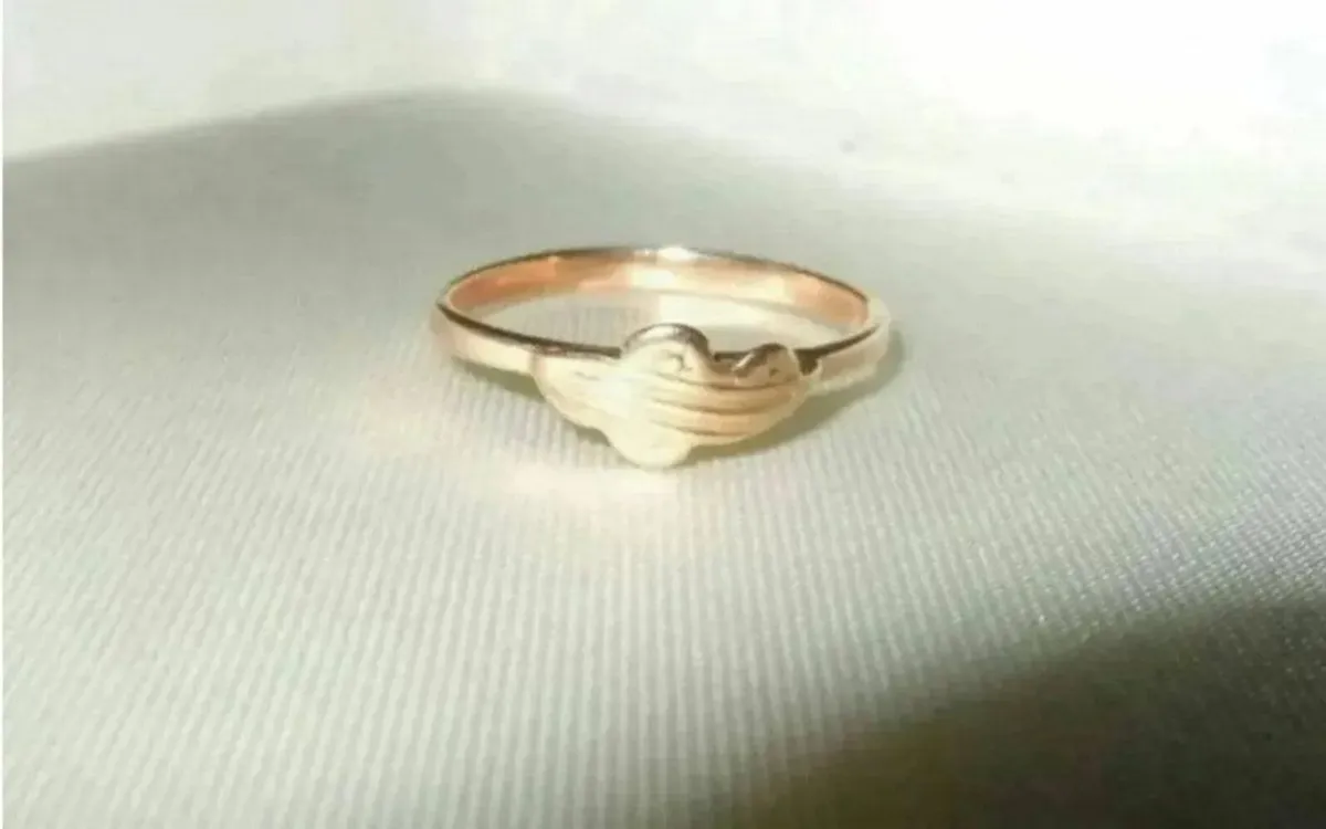 Vintage 14ct Gold Unisex Ring - Image 2