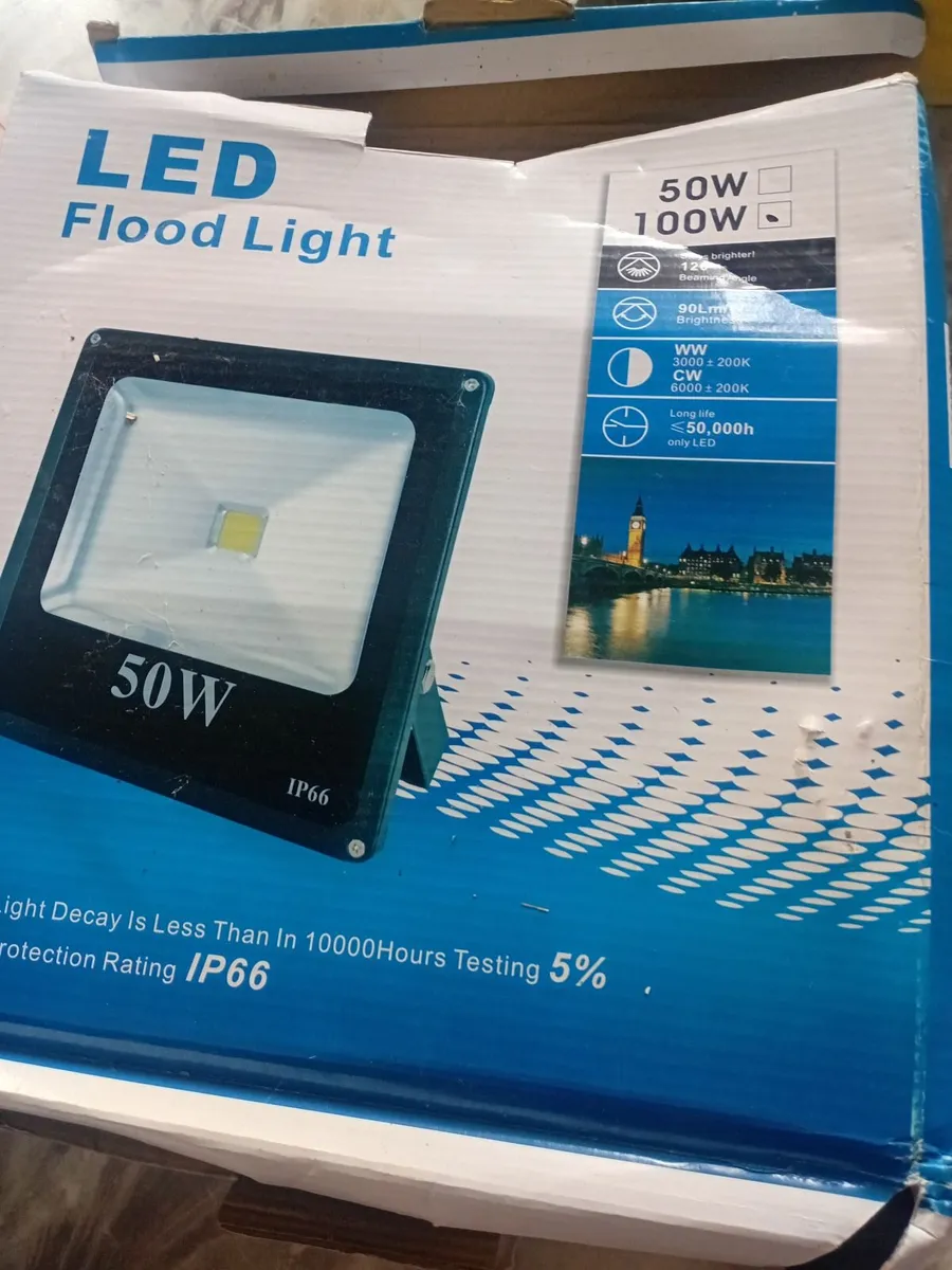 Led flood light - Image 1