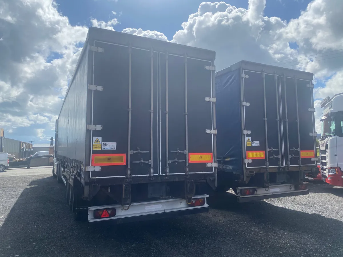 2012 2011Montracon 4 metre Saf Drums Curtiansiders - Image 3