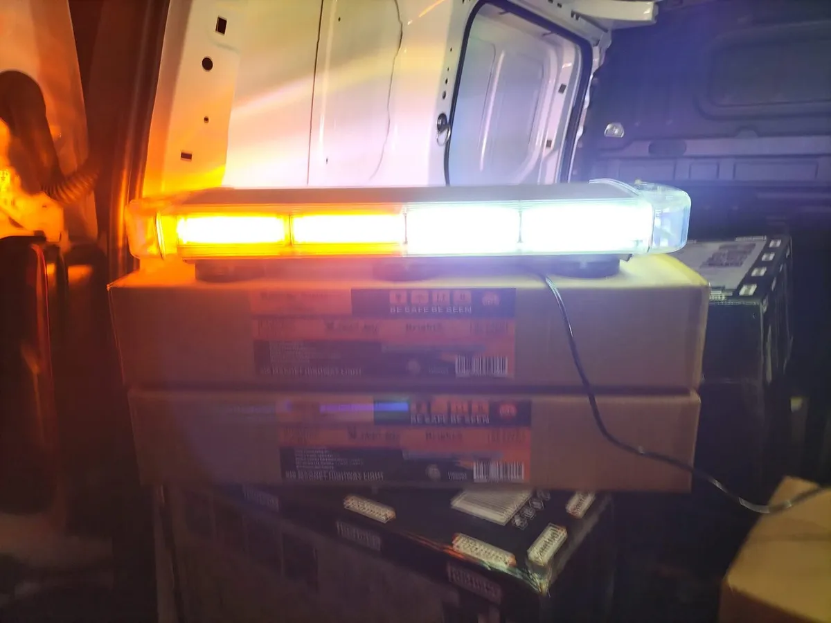 🚨 SNAP-MAC AMBER & WHITE BEACON LIGHT 🚨 - Image 1