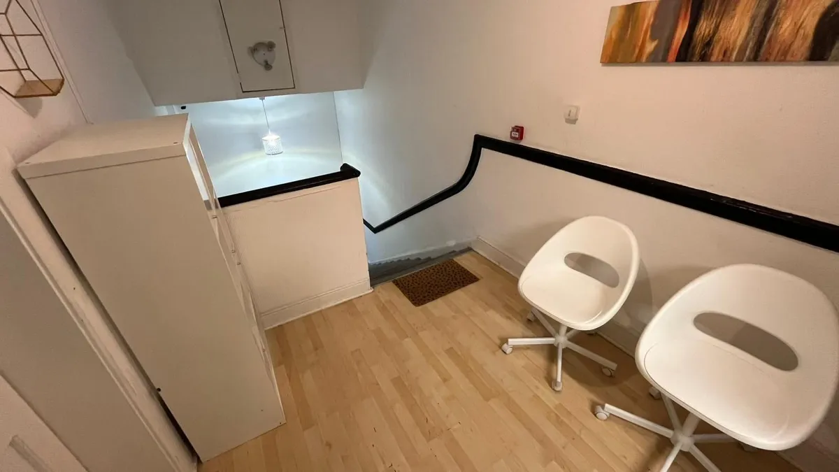 Office/ therapy room Talbot street, Dublin - Image 1