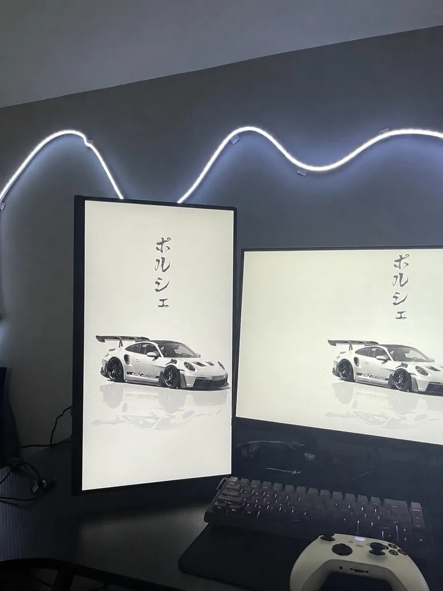 Gaming monitor - Image 1