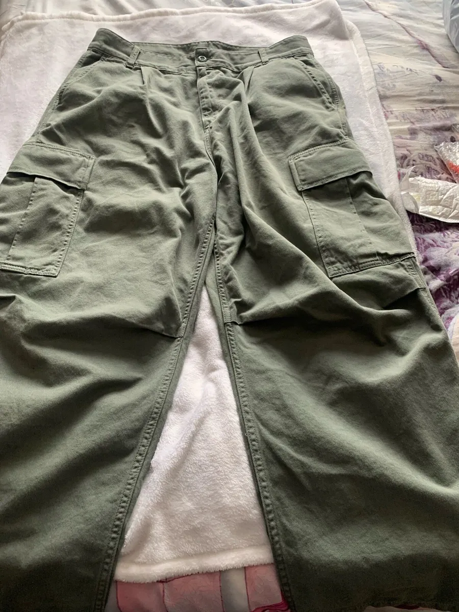 Carhartt pants  34 w baggey - Image 2