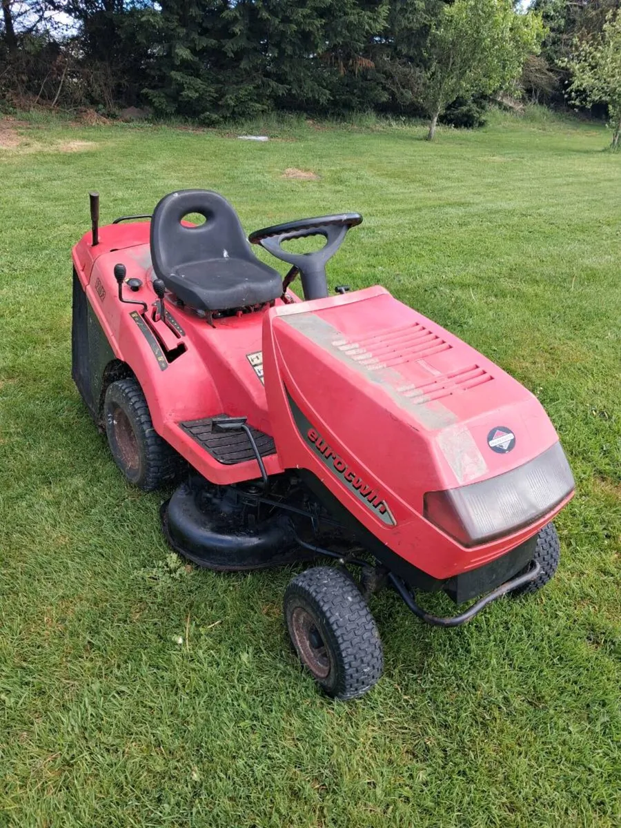 Castelgarden ride on mower - Image 1
