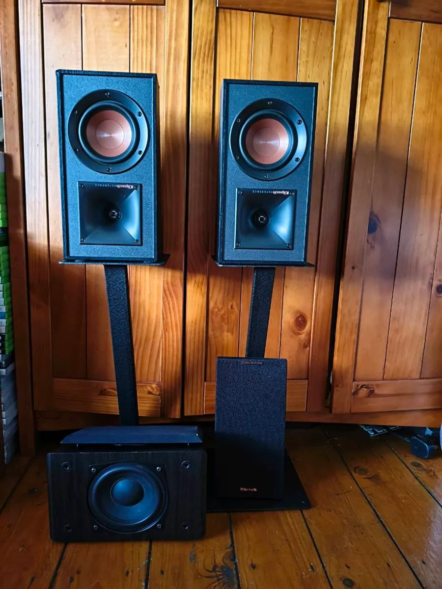 Speakers - Image 1