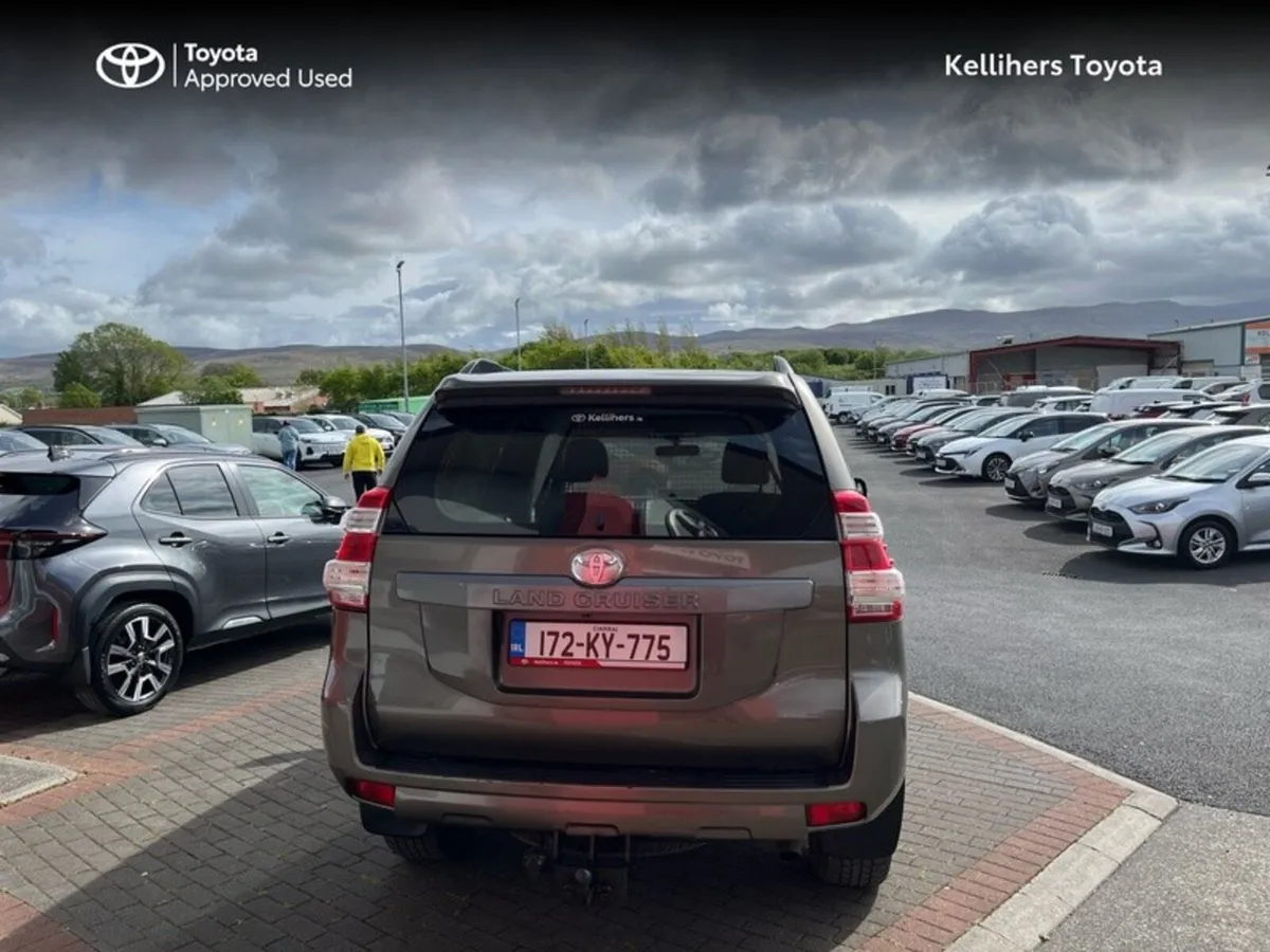 Toyota Land Cruiser LC LWB GX COMM - Image 4