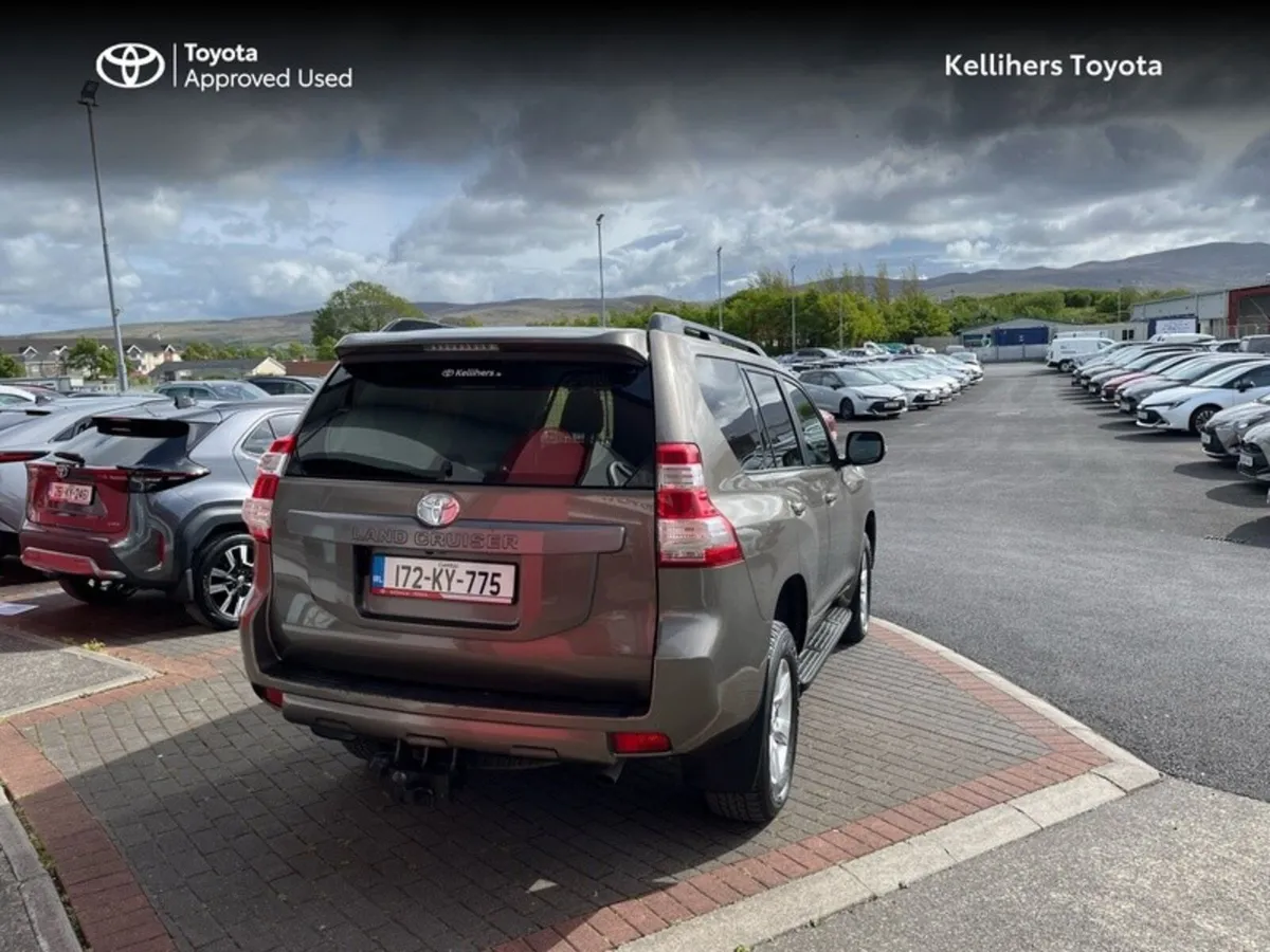Toyota Land Cruiser LC LWB GX COMM - Image 2