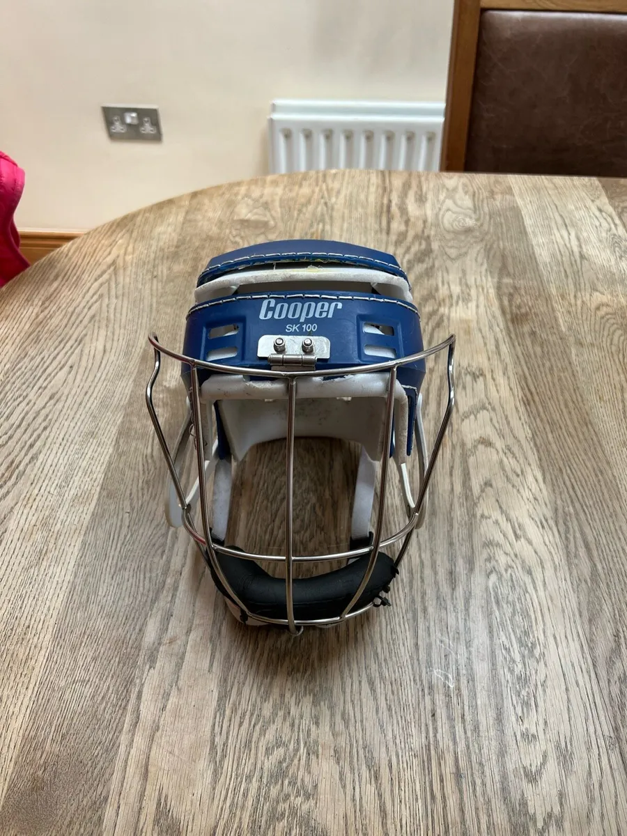 Sk100 Cooper Hurling Helmet - Image 3