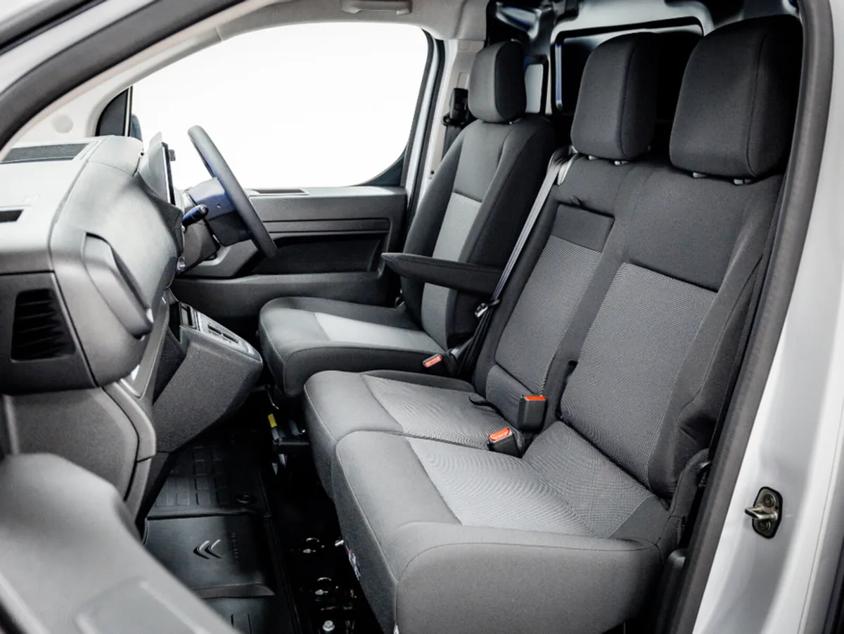 Citroen Dispatch Enterprise 2.2 Diesel Auto 180HP - Image 4