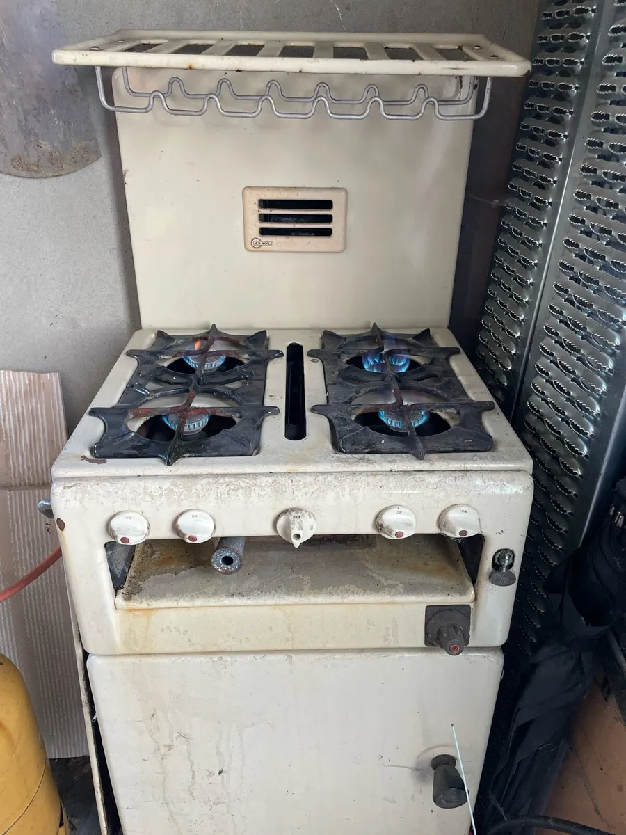 Antique Vintage Gas Cooker - Image 4