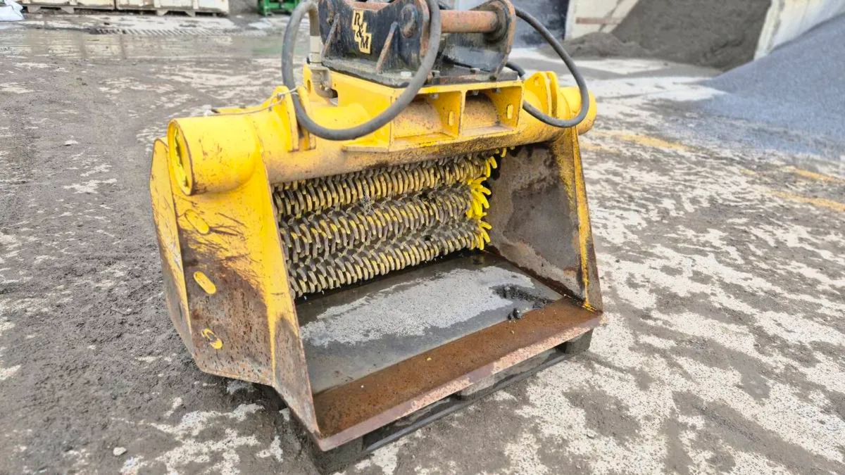 Screener bucket - Image 1