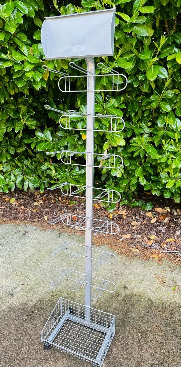SILVER SHOP DISPLAY STAND - Image 1