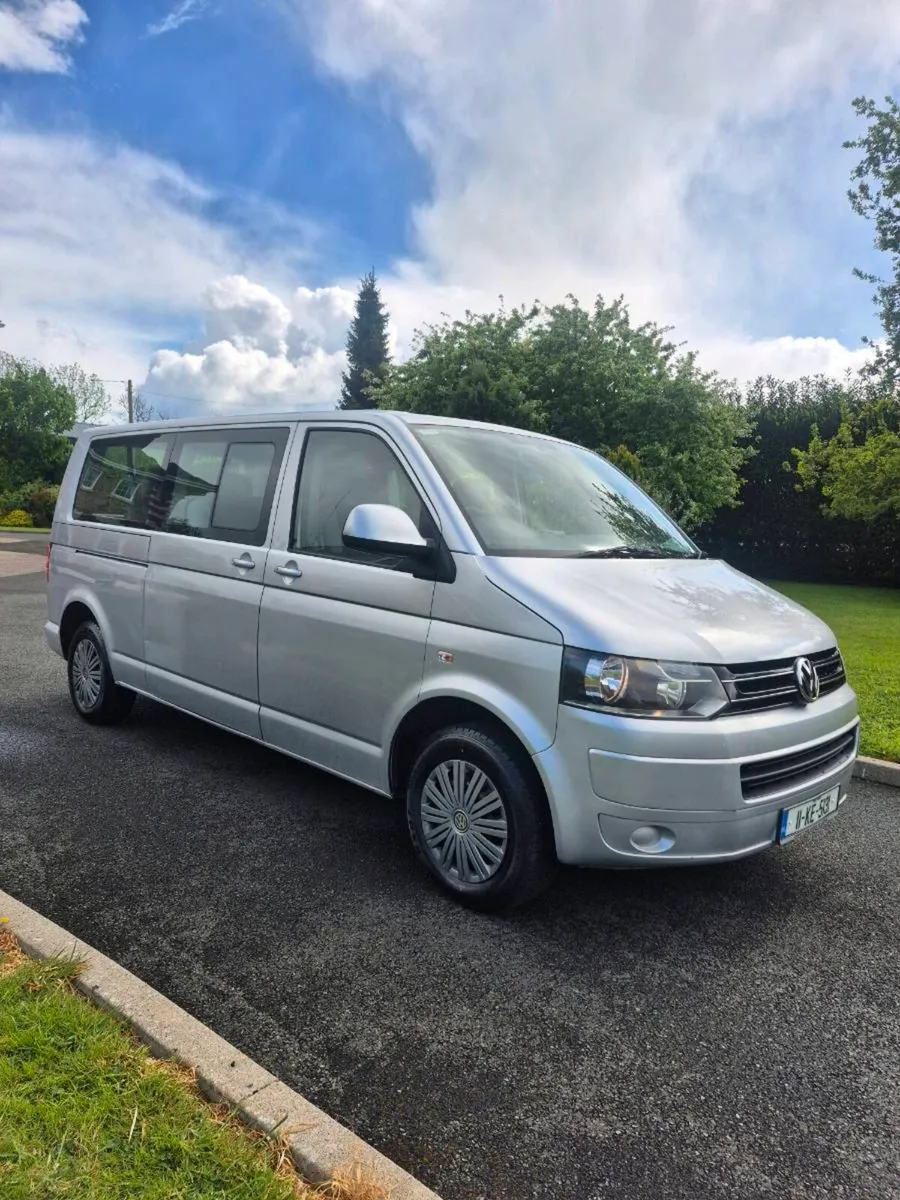 volkswagen caravelle shuttle transporter 9 seater - Image 1