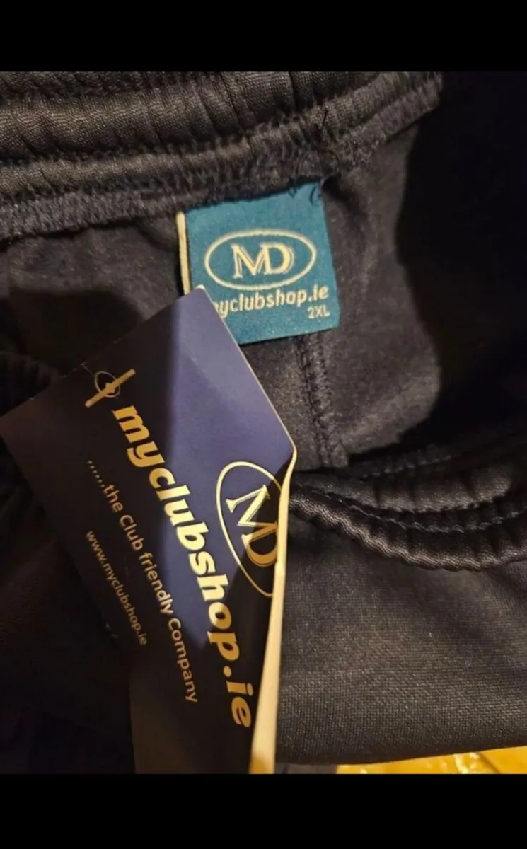 Mens MD Training Tracksuit Bundle - Image 1