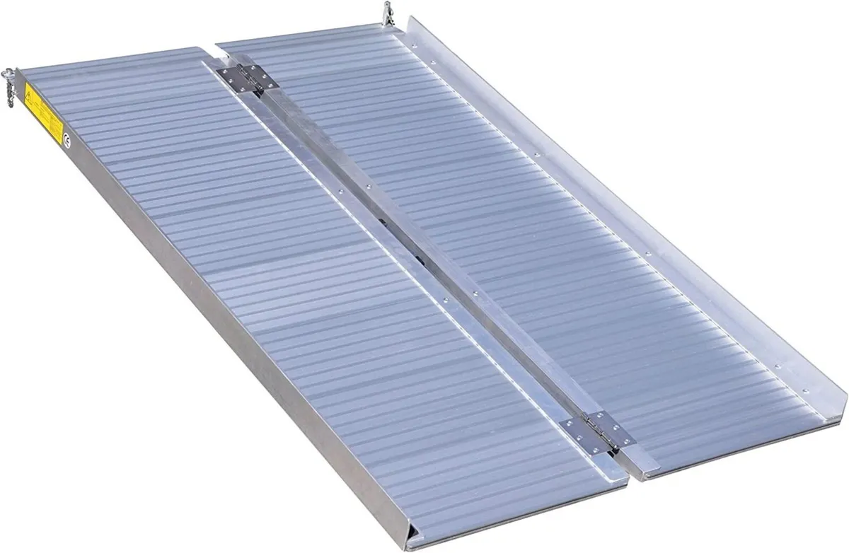 Aluminium Folding Ramp Portable Carry Handle - Image 3
