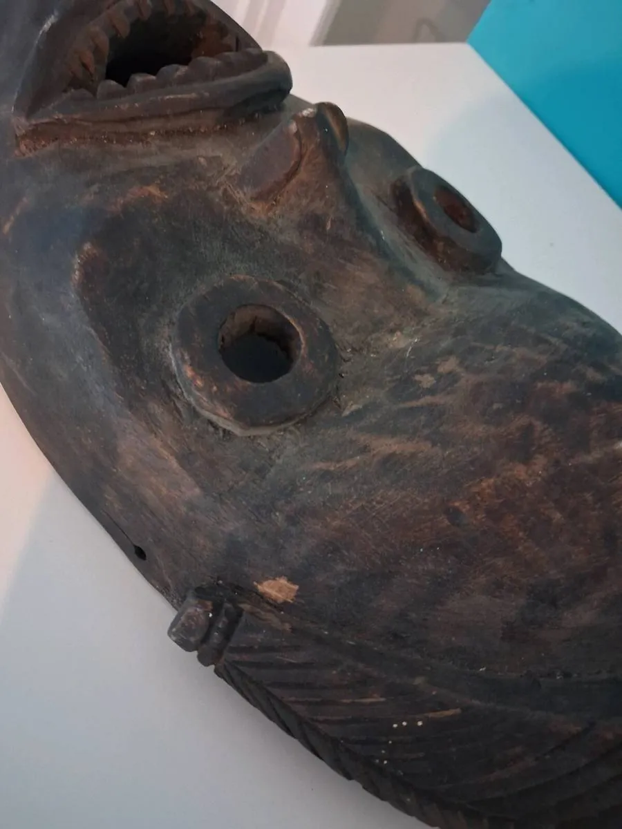 Liberia  Hand carved wooden African tribal mask - Image 4