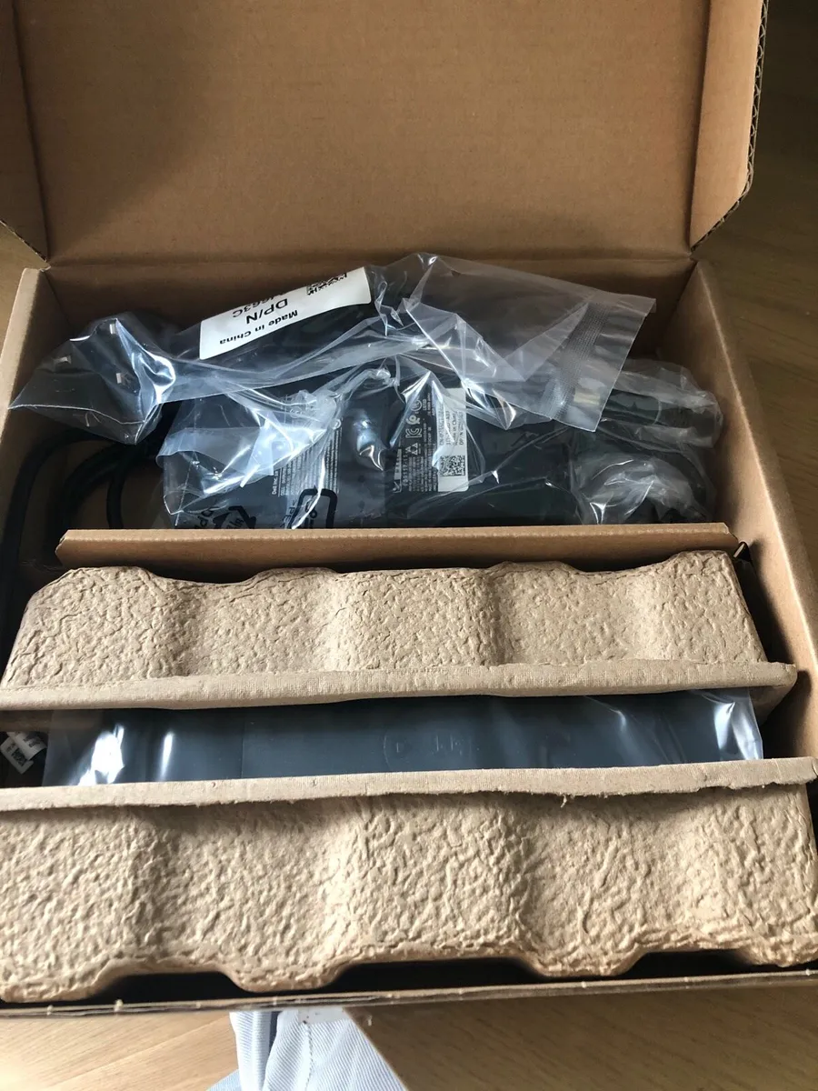 DELL WD19S Docking Station - Image 1
