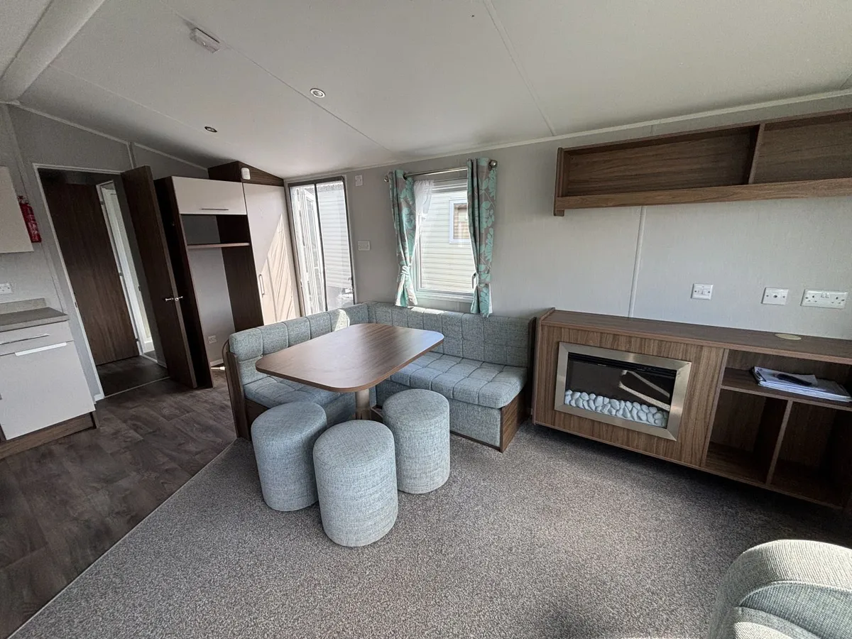 37X12 Willerby, 3Bed D/G & C/H. Free Delivery. - Image 4