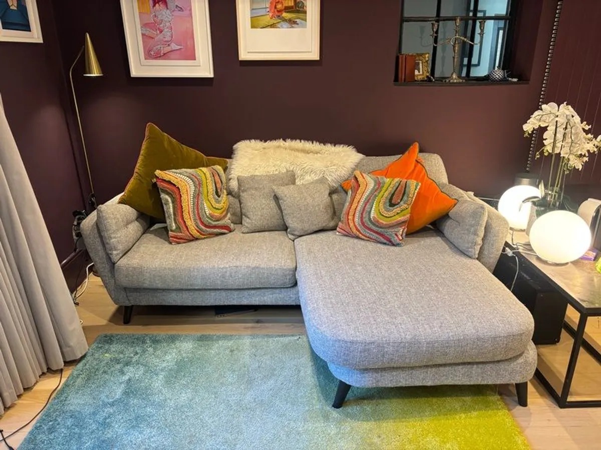 Grey L-shaped, 3 seater sofa from Meadows & Byrne. - Image 1