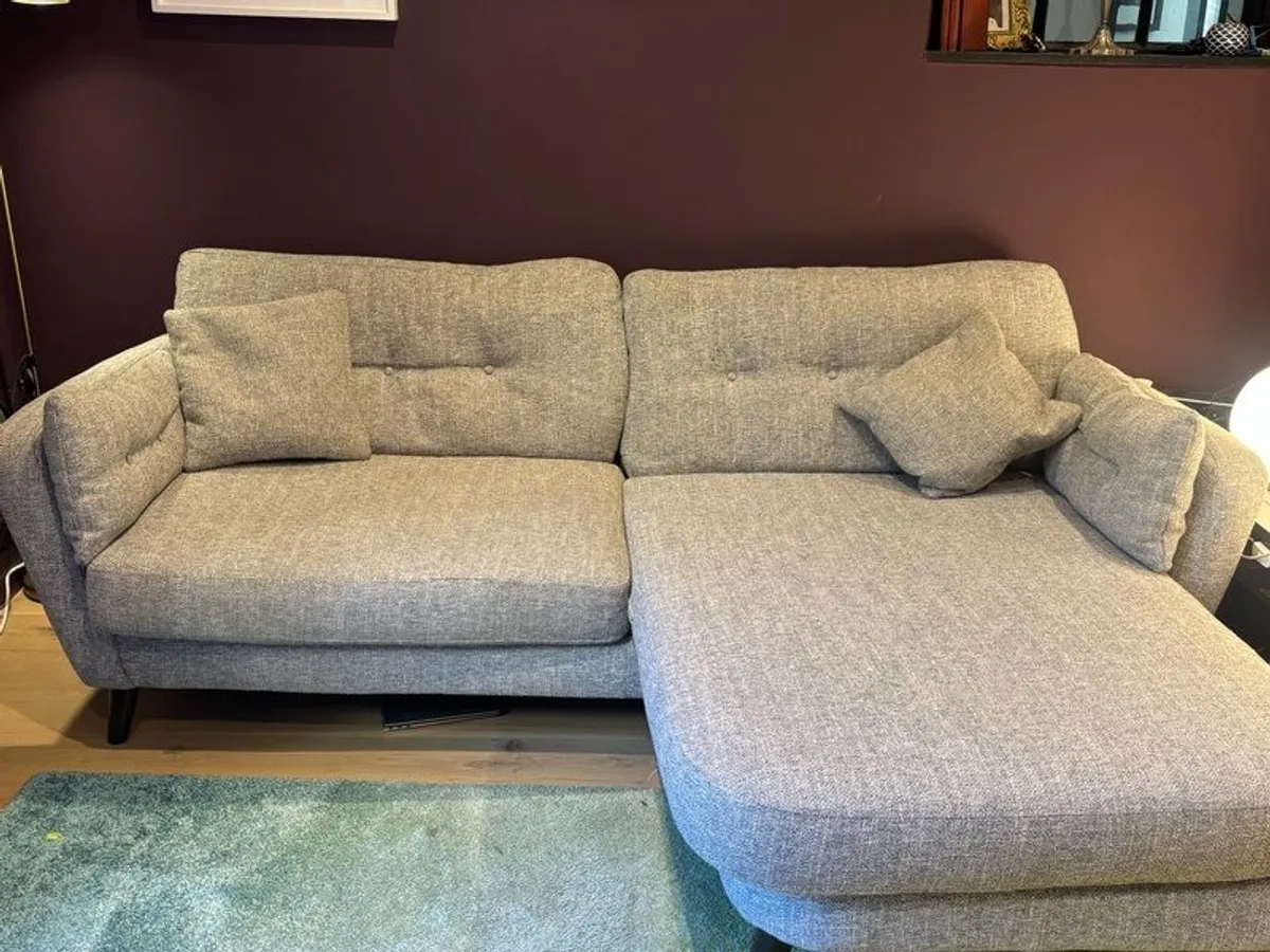 Grey L-shaped, 3 seater sofa from Meadows & Byrne. - Image 4