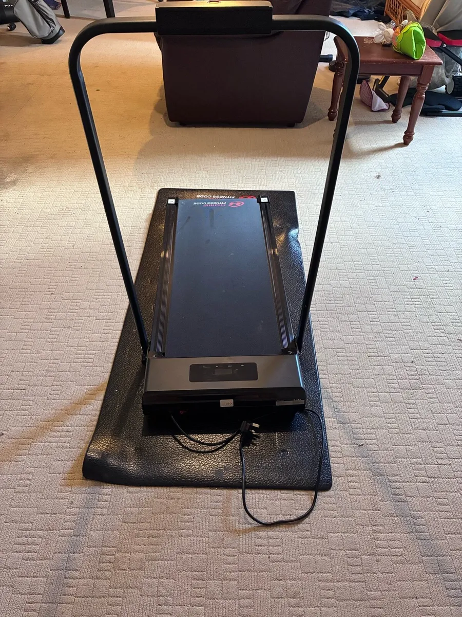 Home fitness treadmill - Image 1