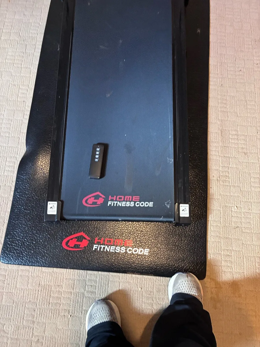 Home fitness treadmill - Image 2