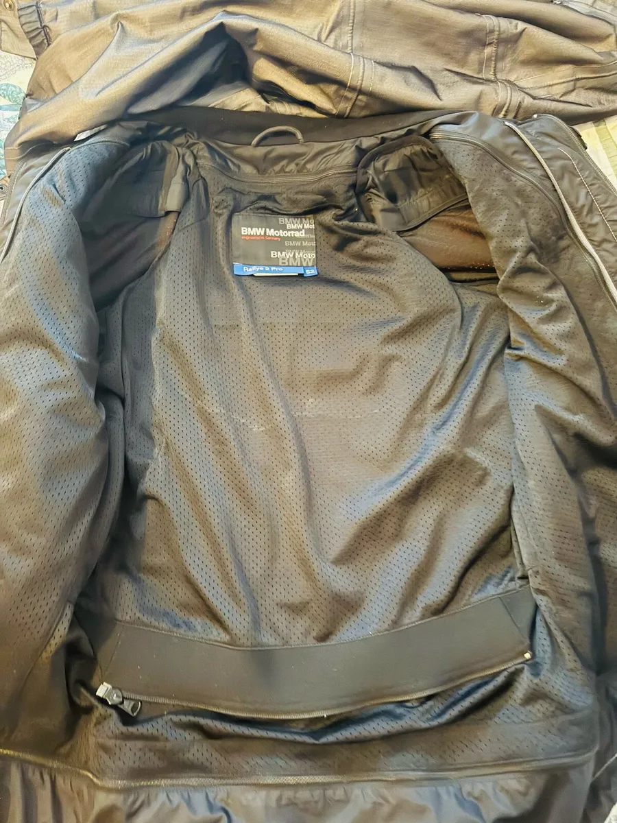 BMW Rallye pro 2 jacket size 52 - Image 3
