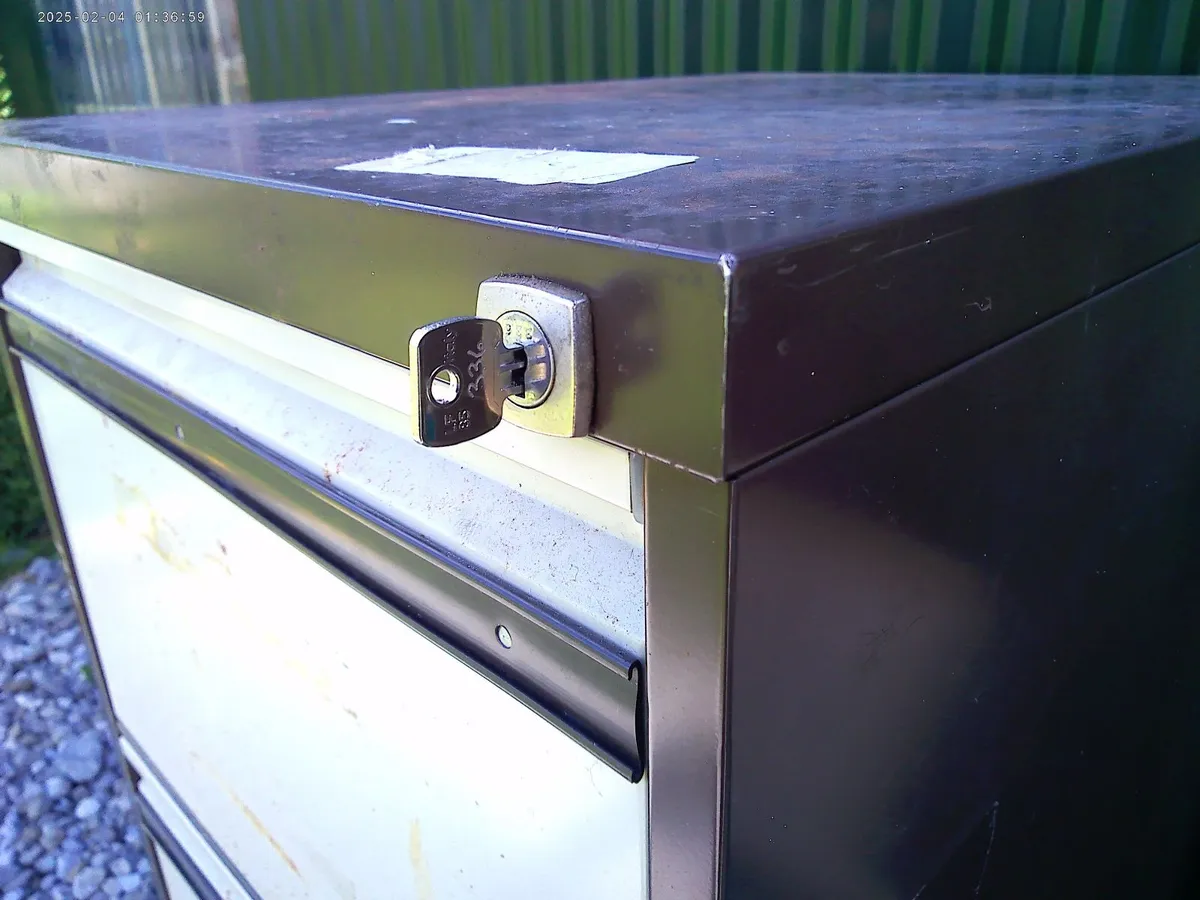 Filing Cabinet - Image 3
