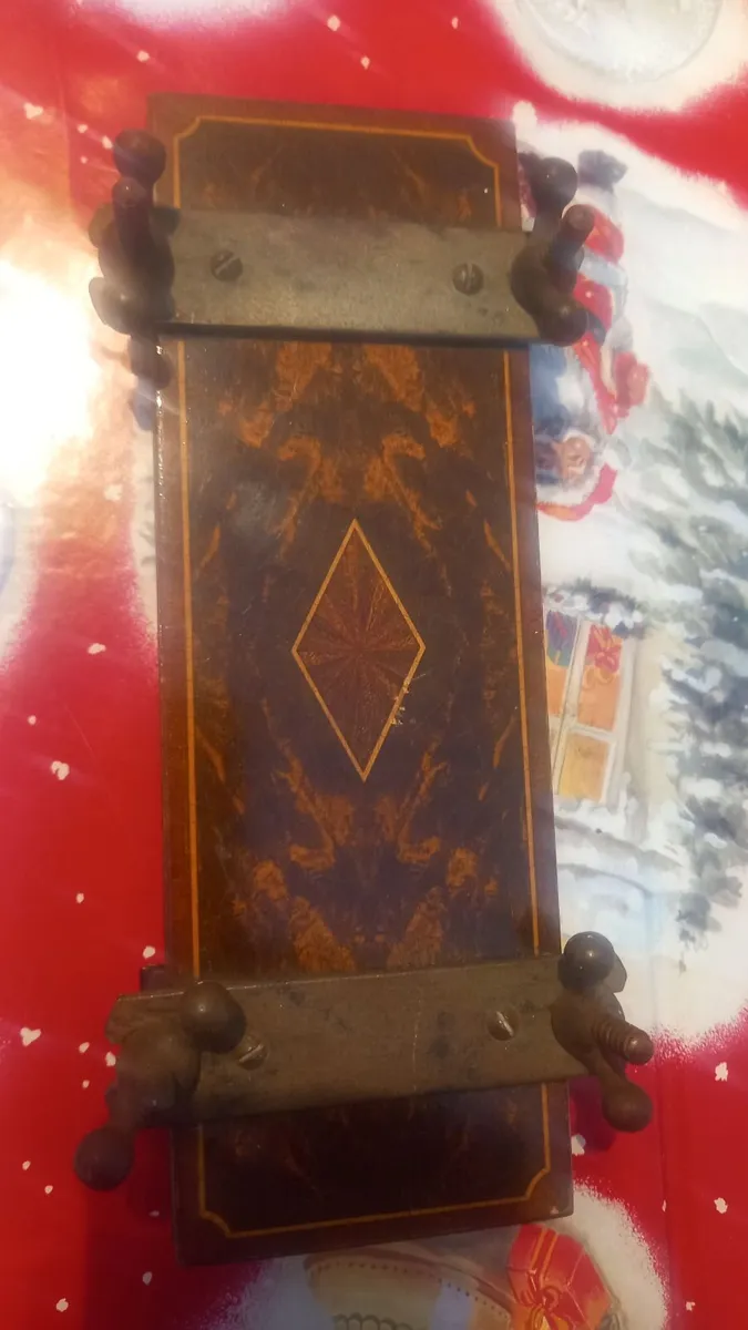 Vintage tie press - Image 1