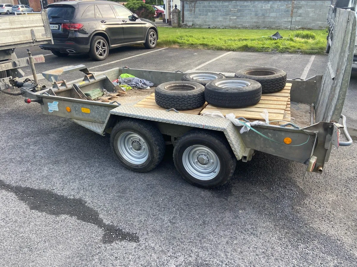 Plant trailer - Image 1