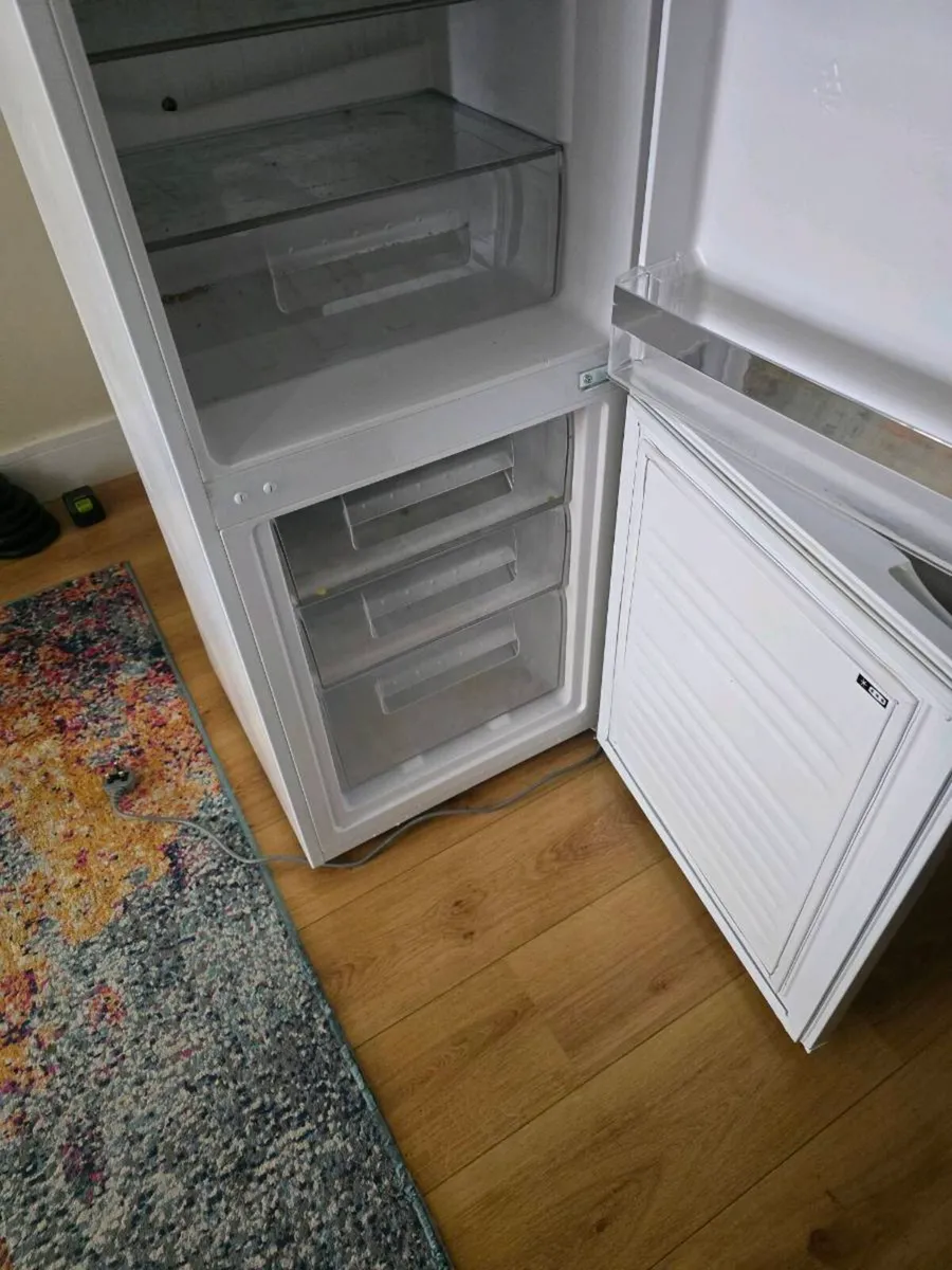 Fridge freezer - Image 3
