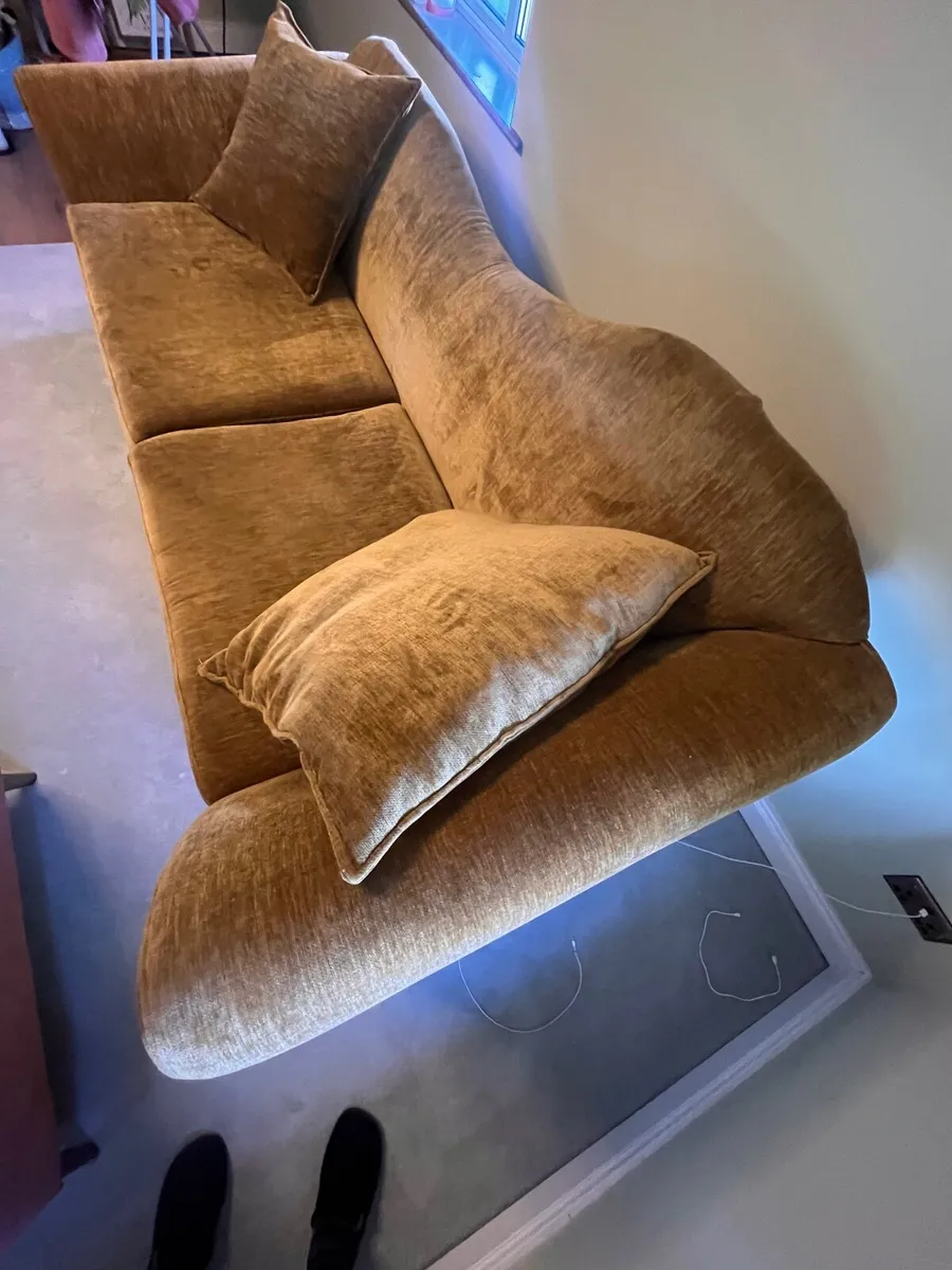 Sofa - 4 Seater - Image 3