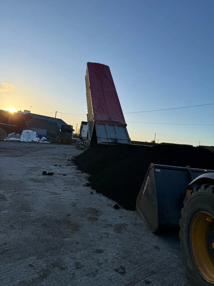 Peat delivered - Image 3