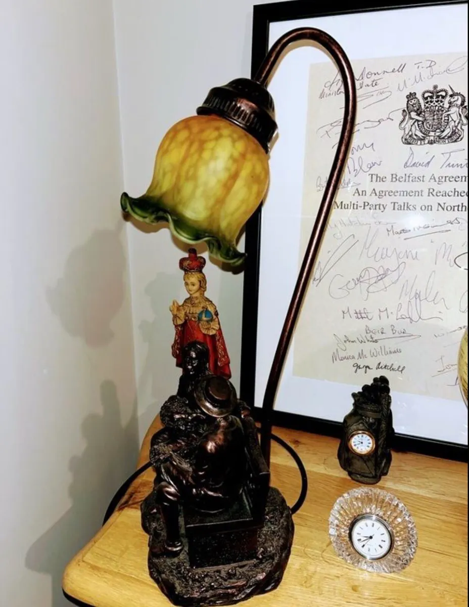 Vintage figural table lamp - Image 1