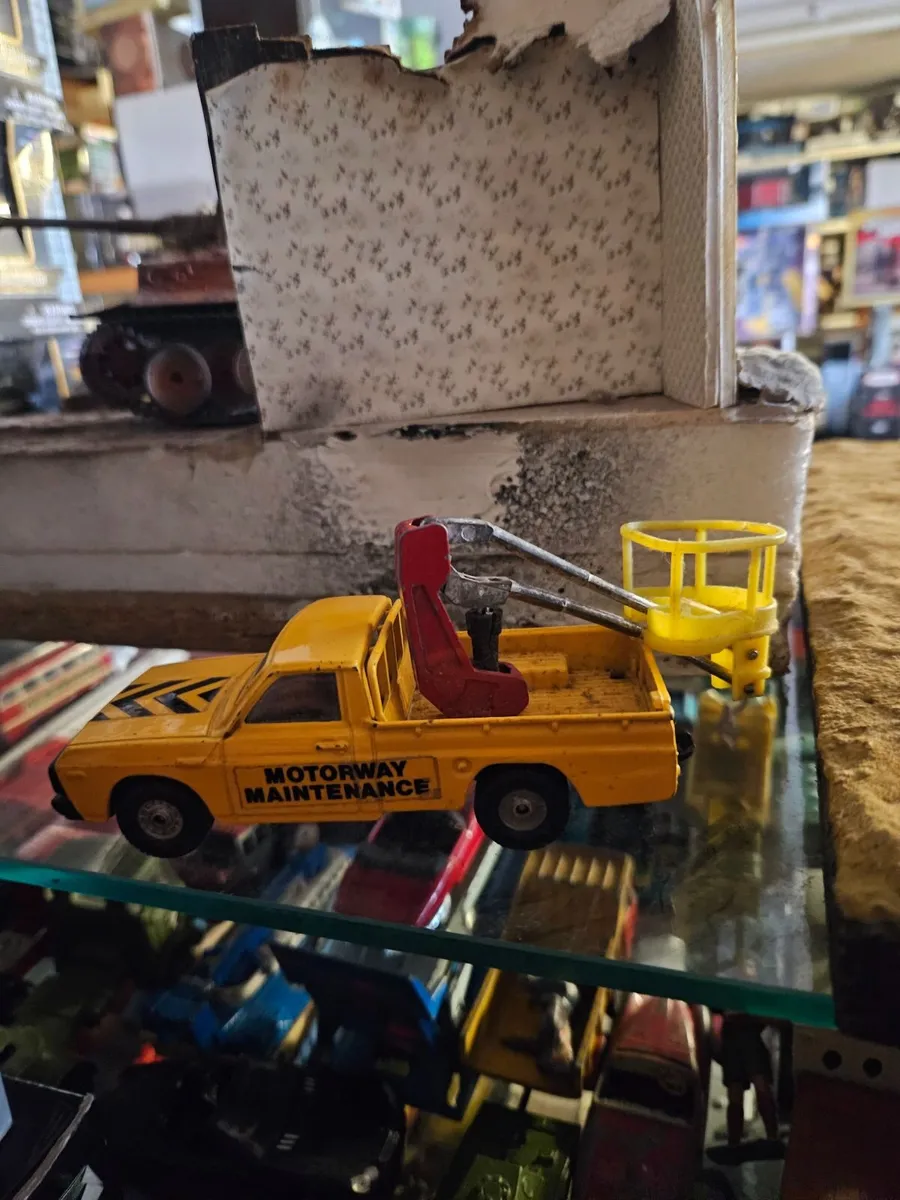 Corgi 1970's Motorway Maintaince Truck - Image 1