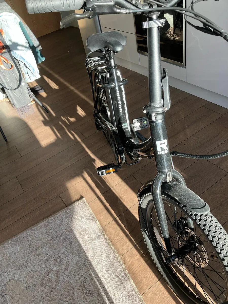 REID METRO Electric Bike - Image 1