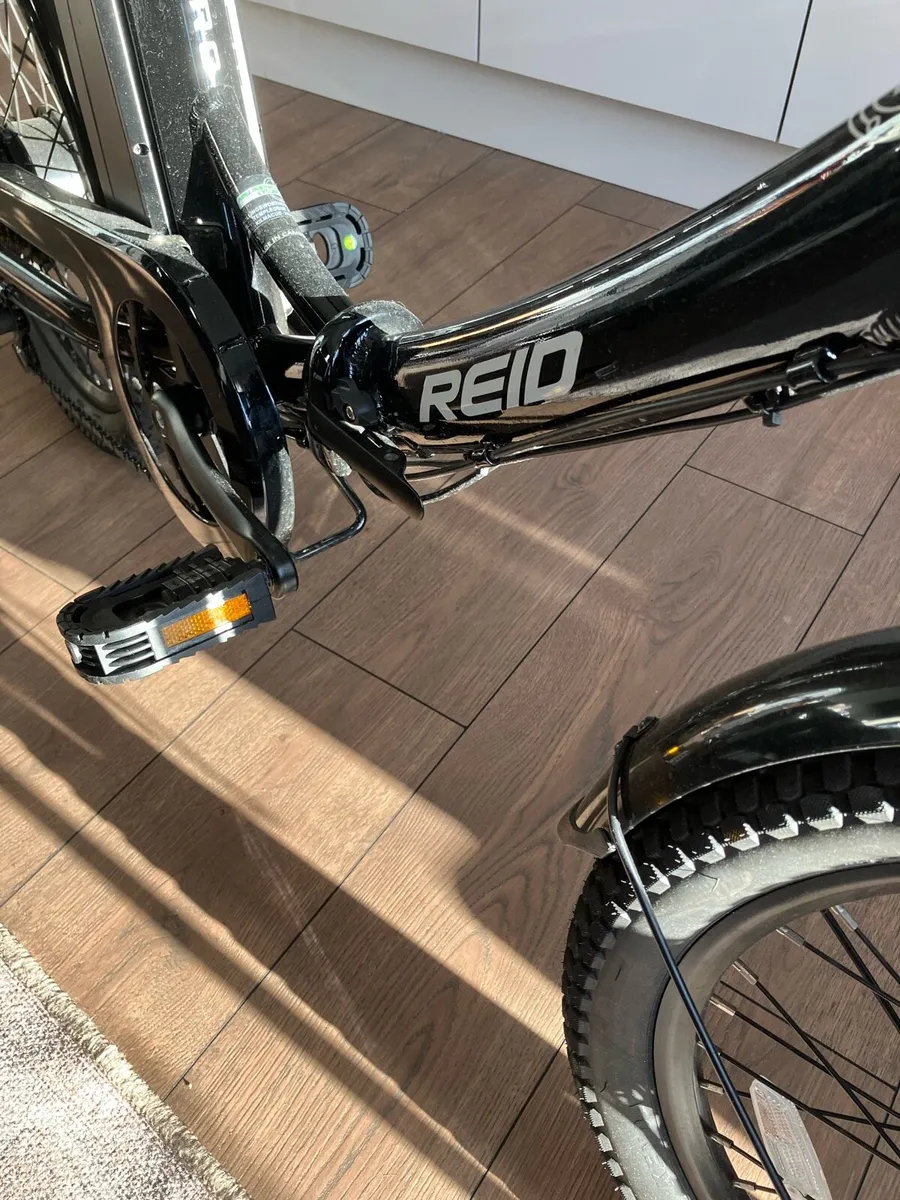 REID METRO Electric Bike - Image 3