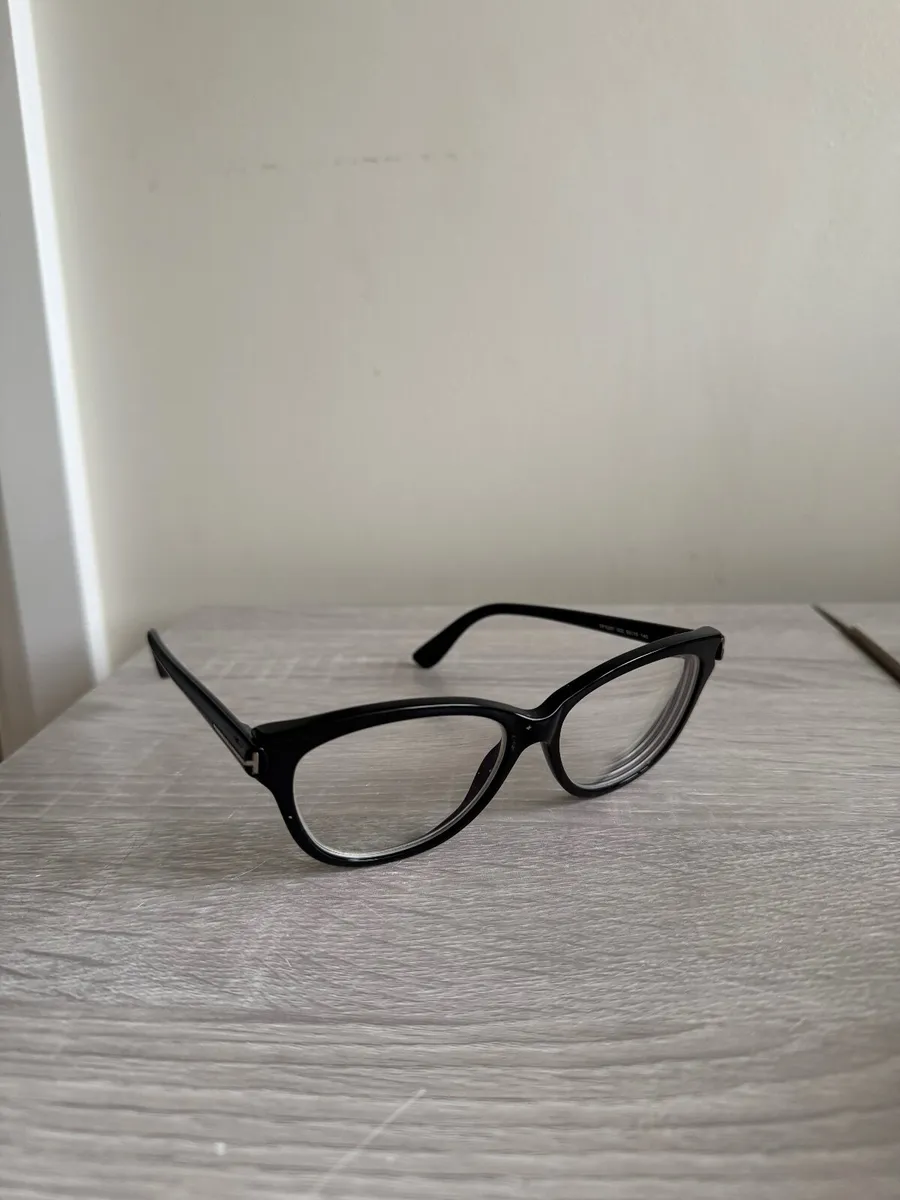 Tom Ford iconic glasses frame in black - Image 3