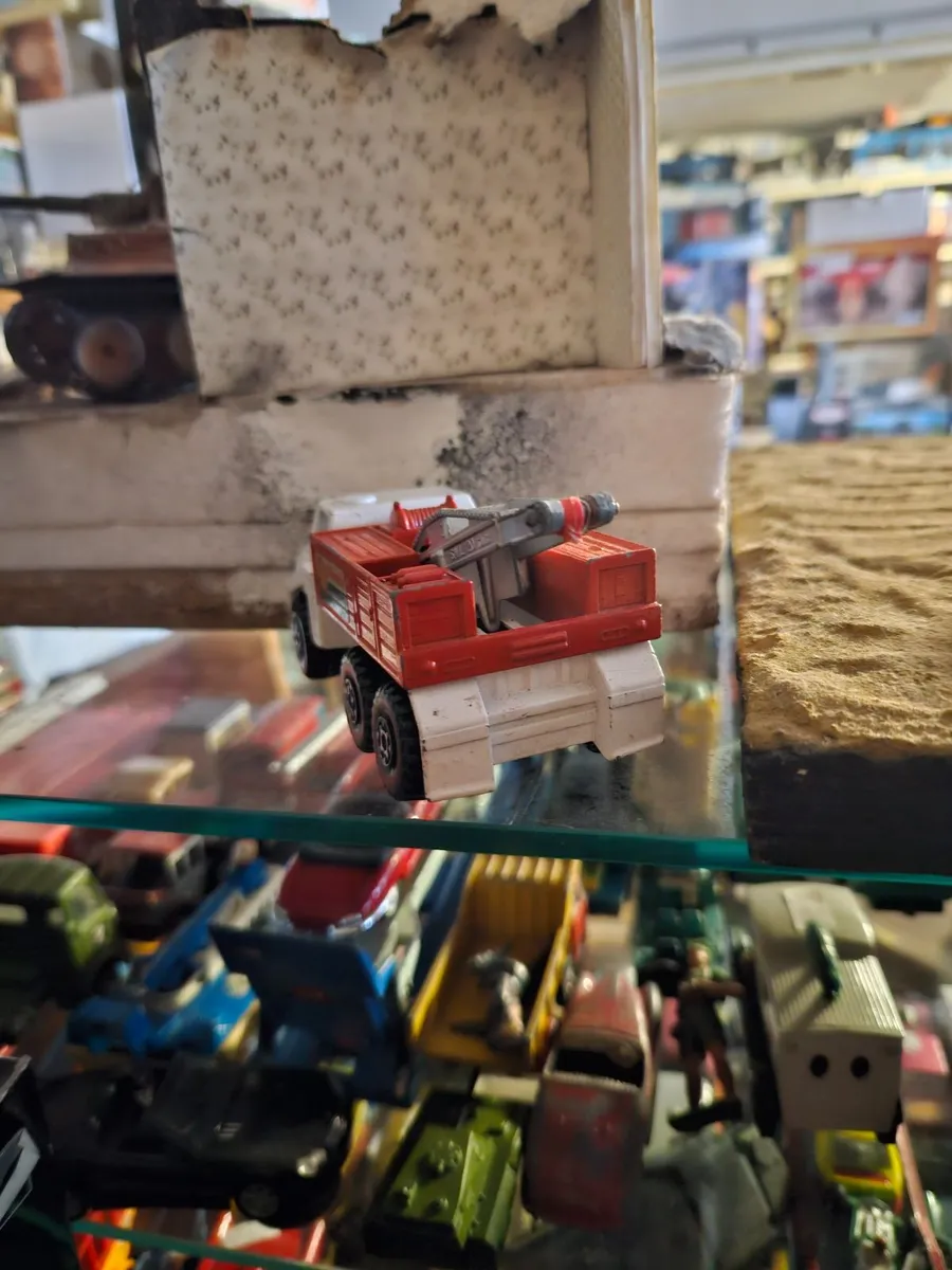 Matchbox Superkings Tow Truck Wrecker - Image 1