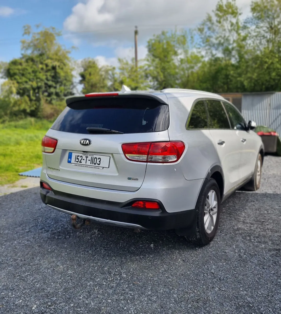 2015 Kia Sorento 2.2 Diesel Eco Dynamics - Image 3
