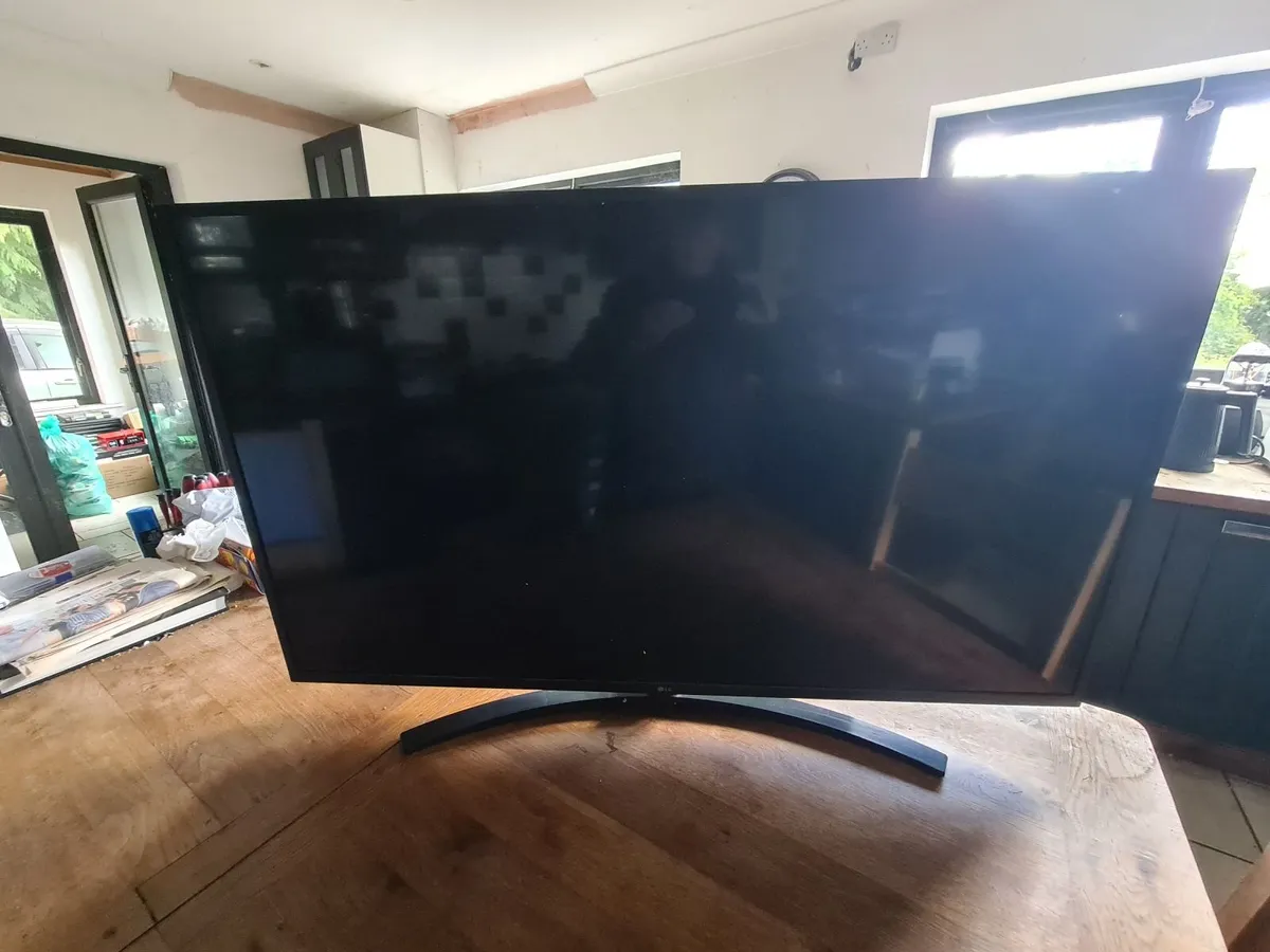 Smart tv - Image 1