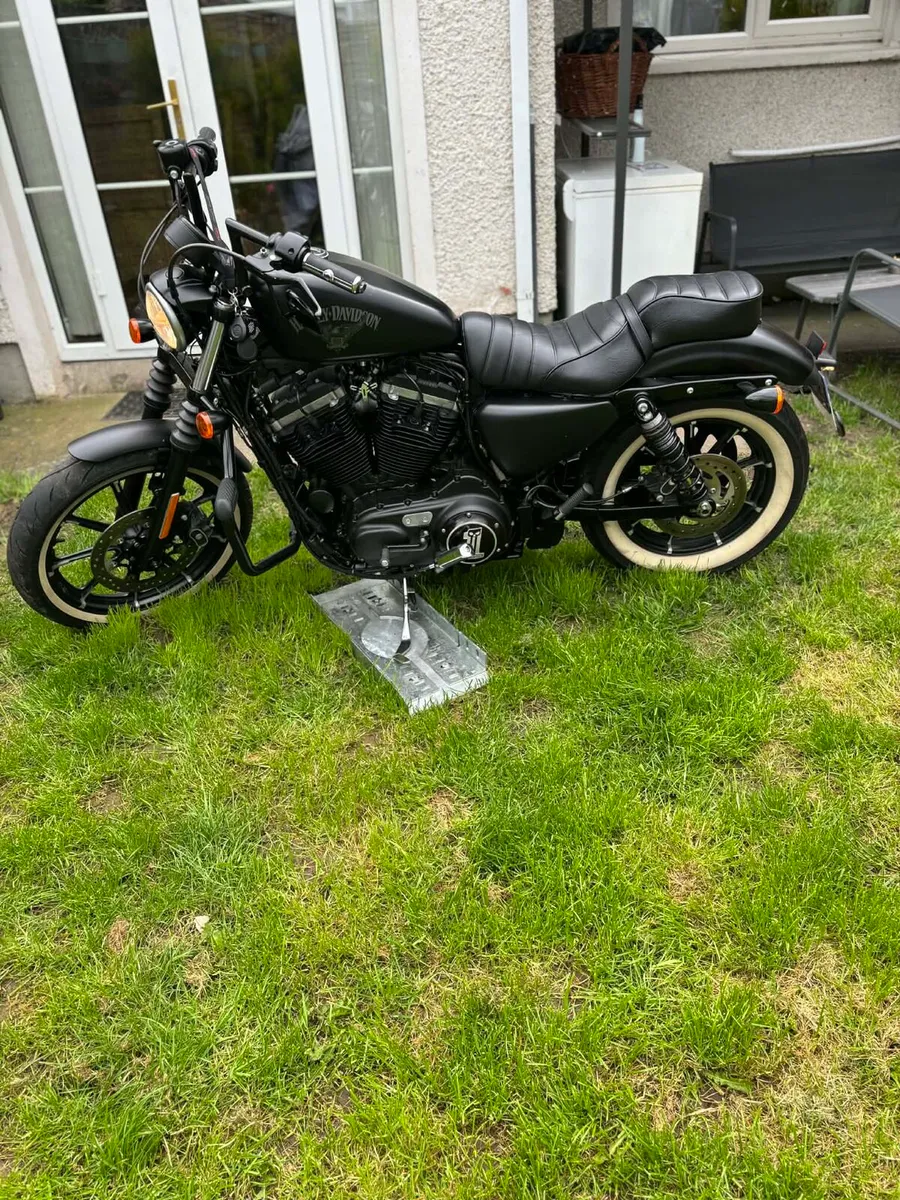 Harley Davidson sportster 883 Iron - Image 2