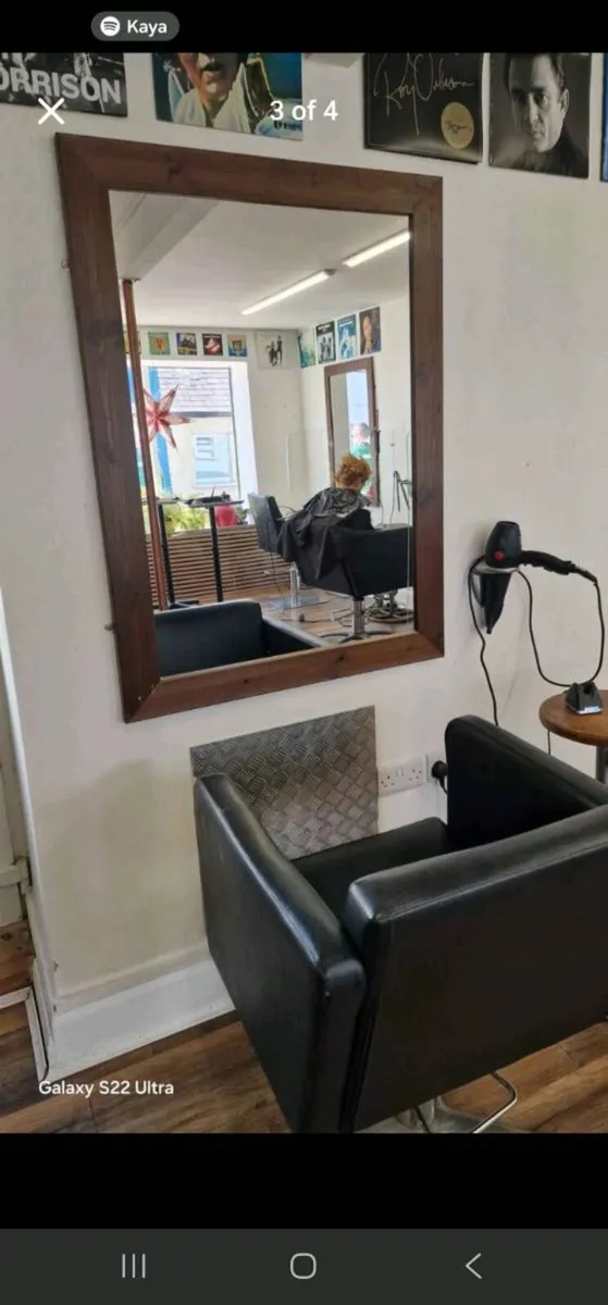 Salon chairs - Image 3