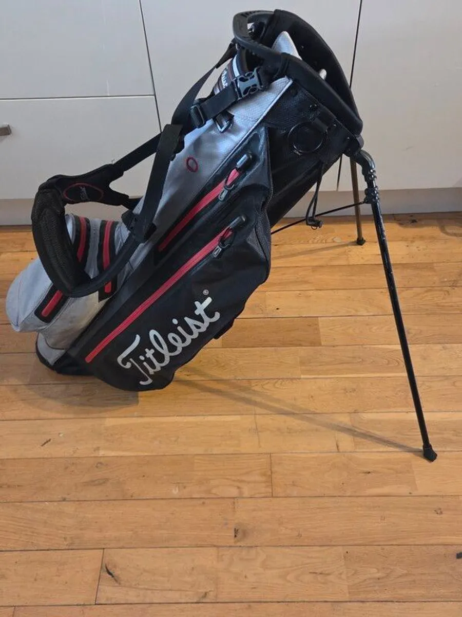 Titleist Stadry Golf Bag - Image 1