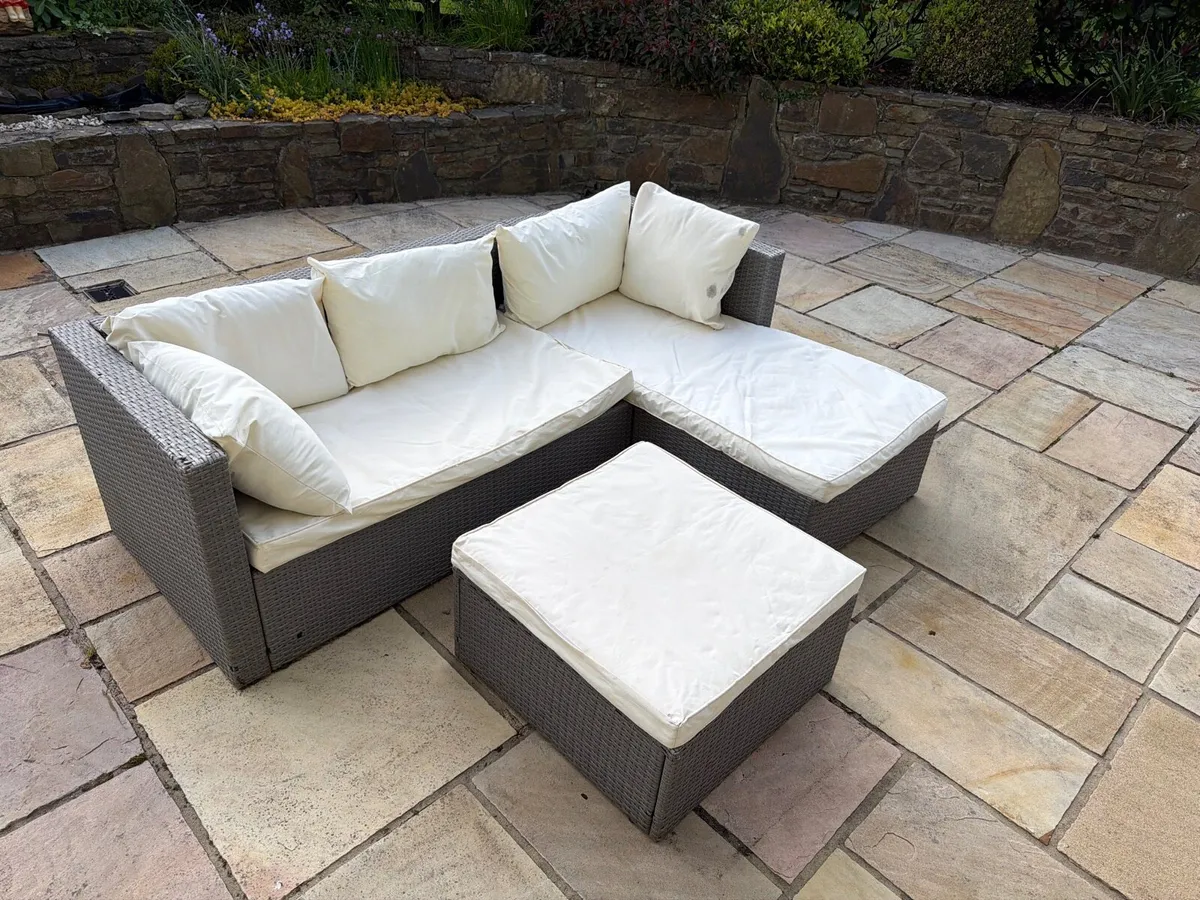 Patio chairs - Image 1