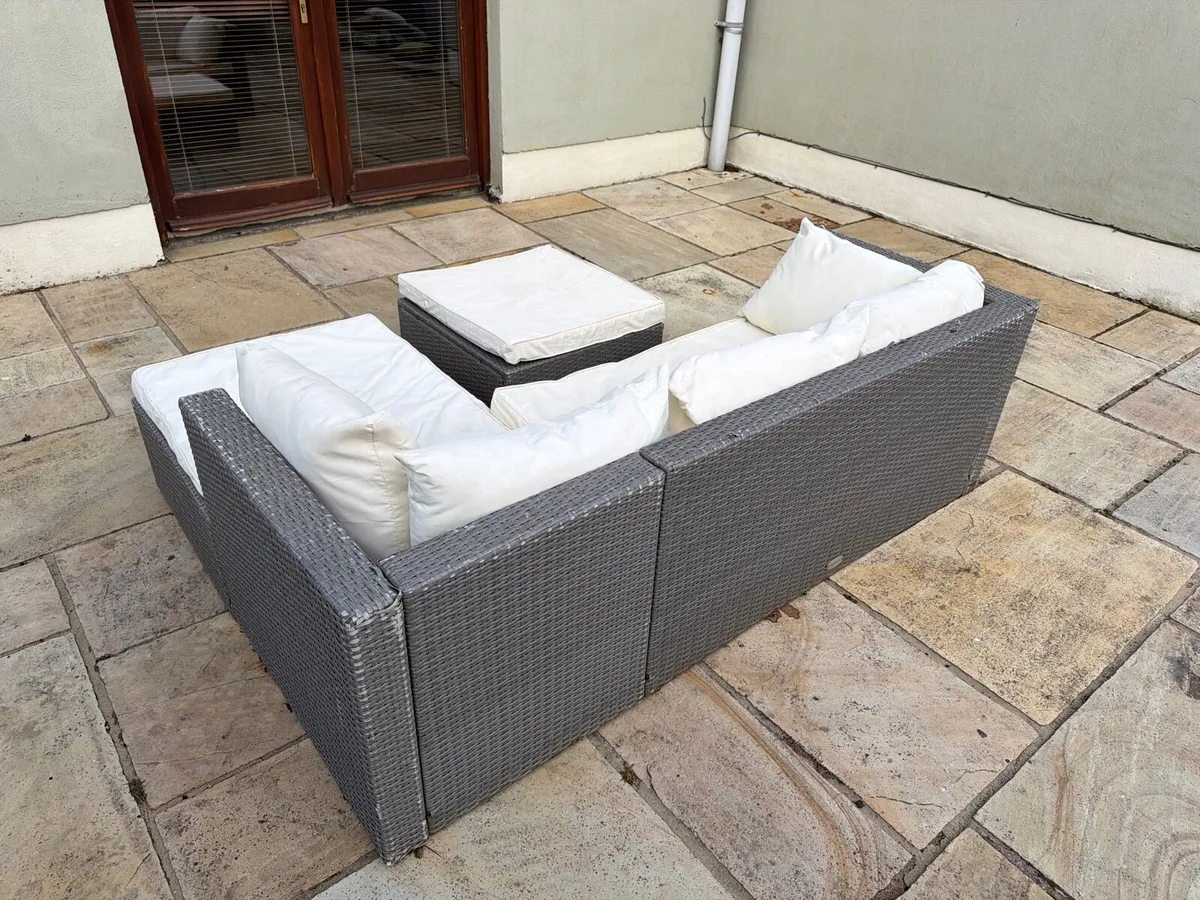 Patio chairs - Image 3